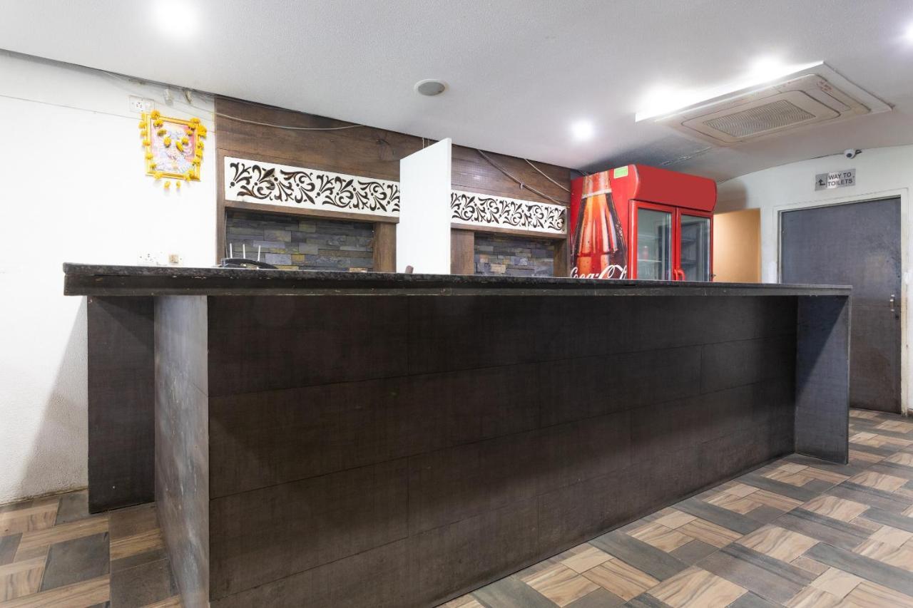 Oyo 29585 The Cliff Hotel Indore Esterno foto