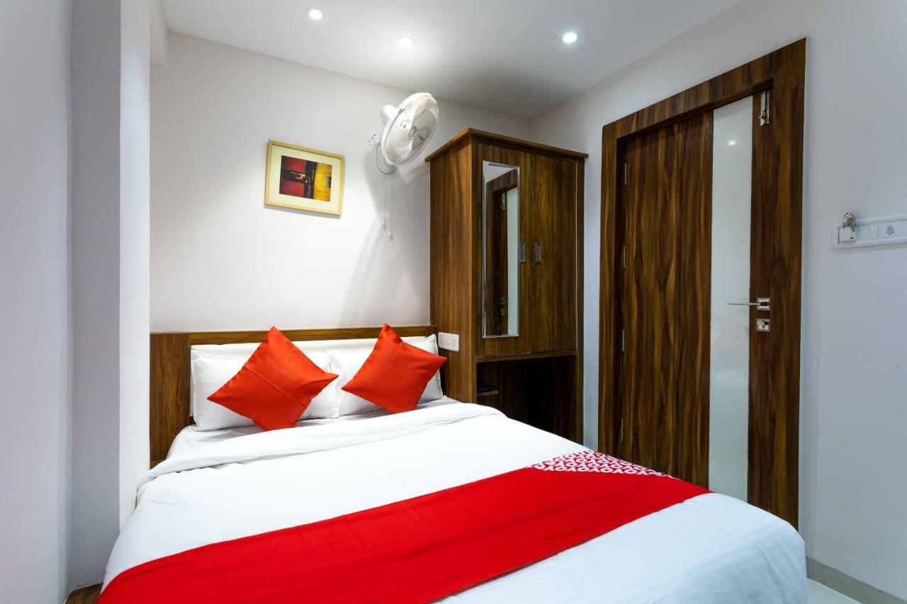 Oyo 29585 The Cliff Hotel Indore Esterno foto